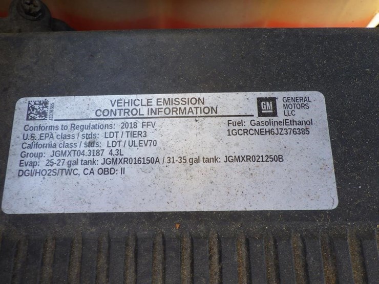 2018-chevrolet-1500-image-12