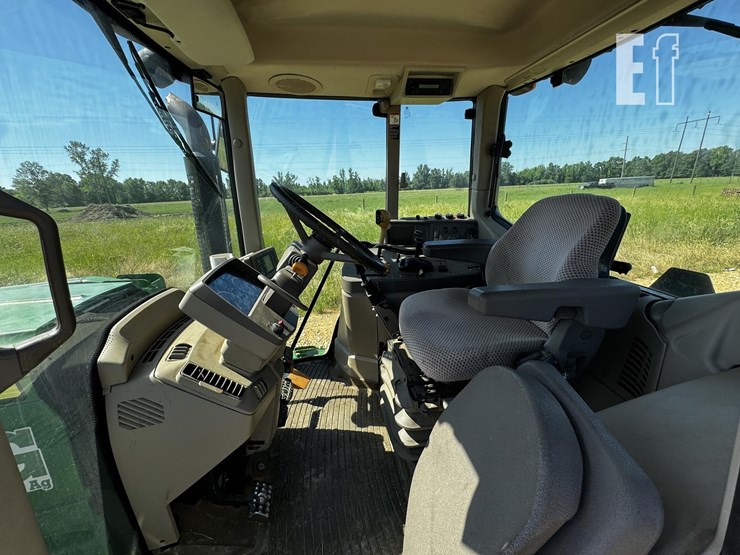john-deere-6115m-image-6