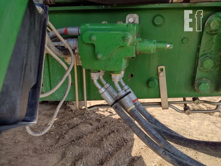 2009-john-deere-7330-image-27