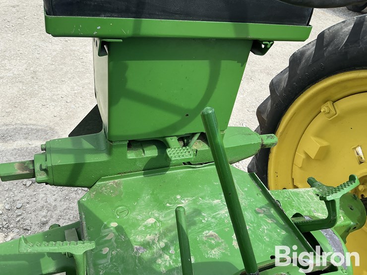 1950-john-deere-b-image-18