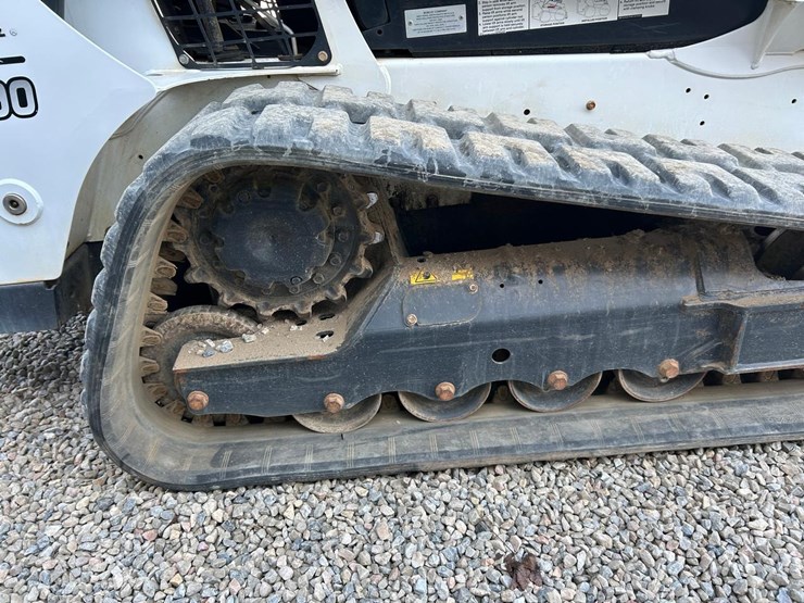 2017-bobcat-t590-image-13