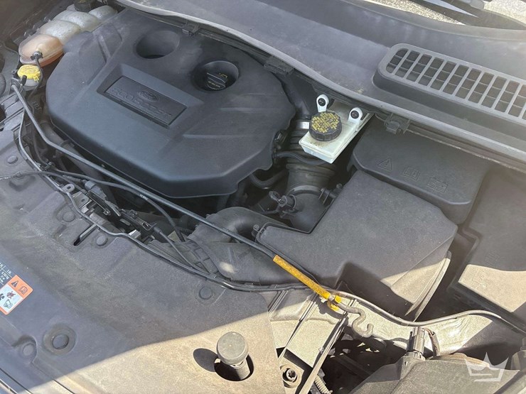 2016-ford-escape-se-image-9