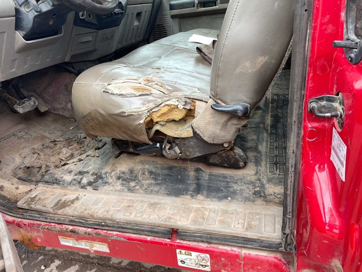 2008-ford-f550-xl-image-155