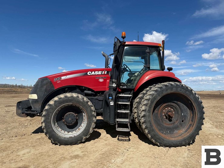2015-case-ih-magnum-310-image-5
