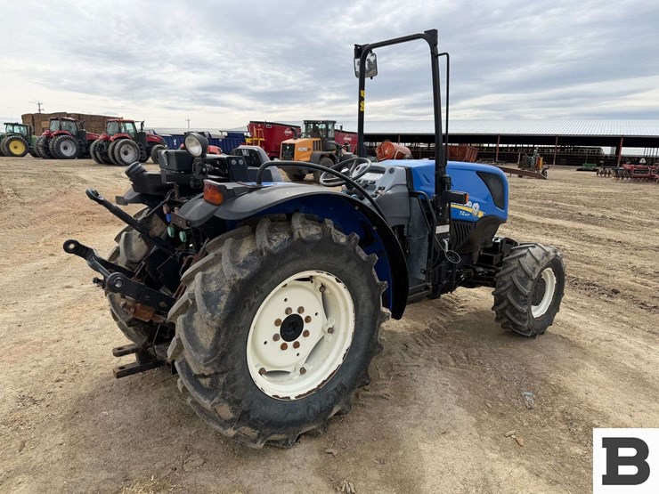2021-new-holland-t4.100f-image-6