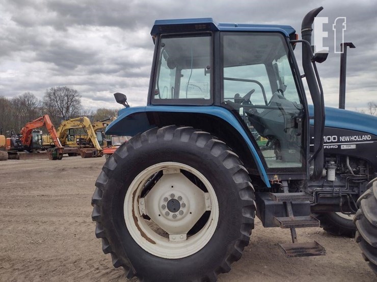 new-holland-ts100-image-24