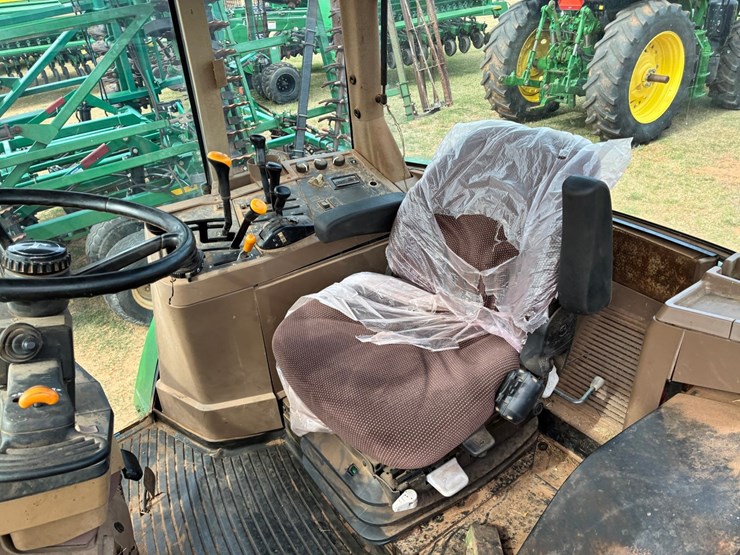 2000-john-deere-7610-image-13