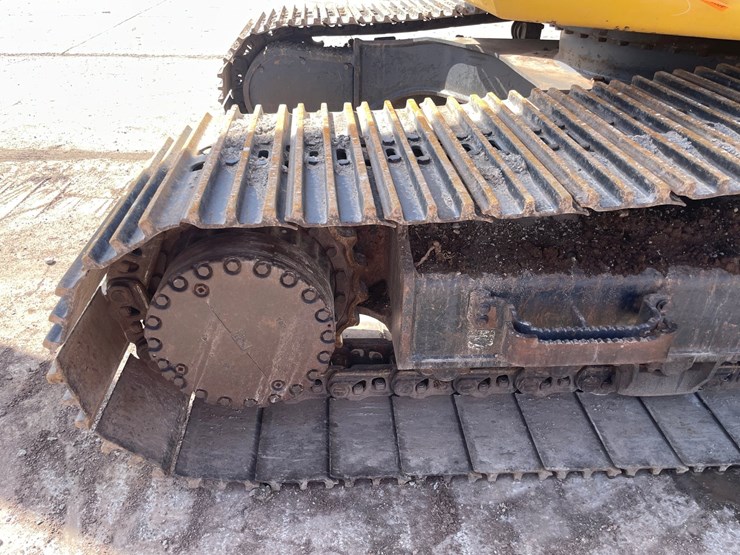 komatsu-pc308-image-9