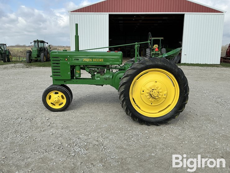 1939-john-deere-h-image-8