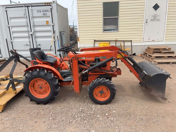 1991-kubota-b7100-image-6