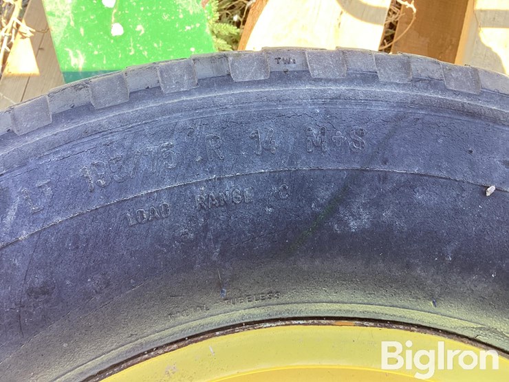 deere-tires-image-8
