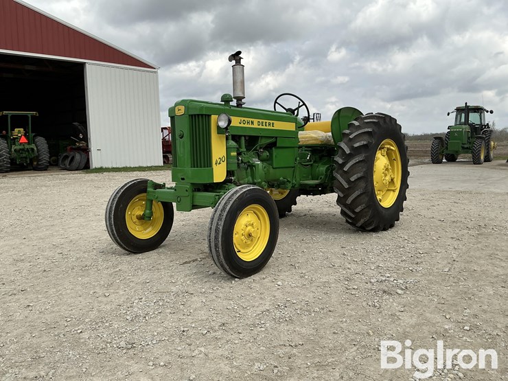 1958-john-deere-420-image-1