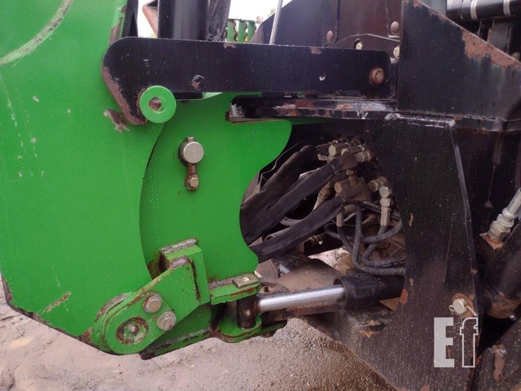 2011-john-deere-3720-image-33