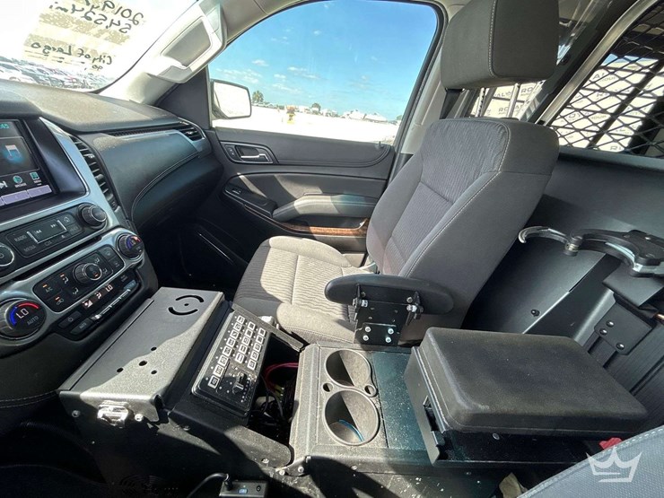 2019-chevrolet-tahoe-image-18