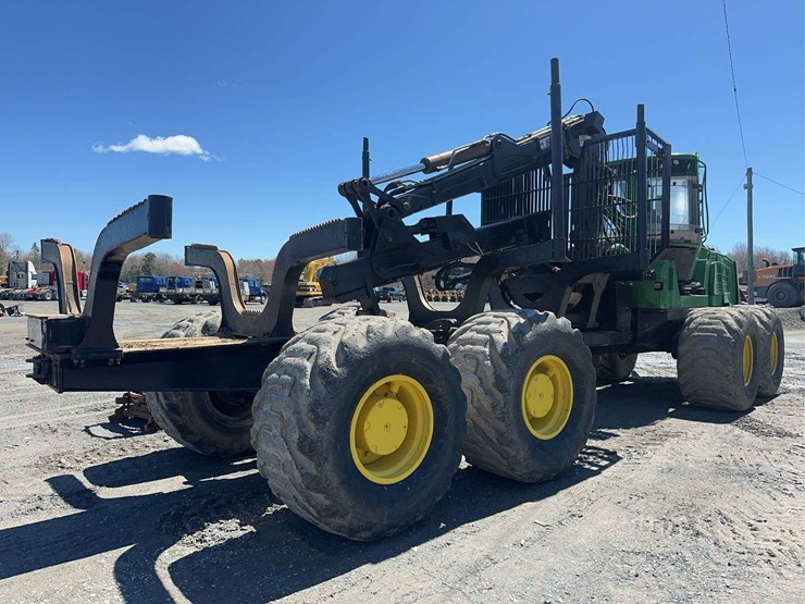 2017-john-deere-1910-image-5