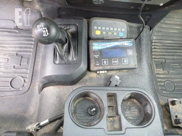 2017-ford-f550-image-10