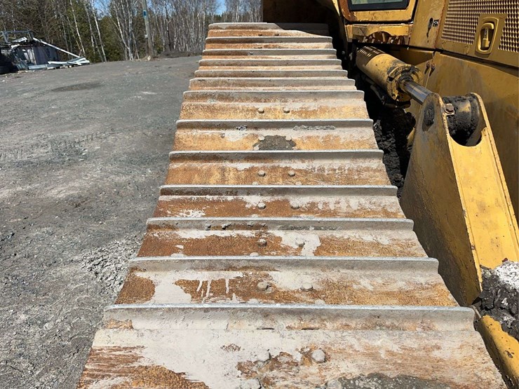 caterpillar-d5n-lgp-image-13