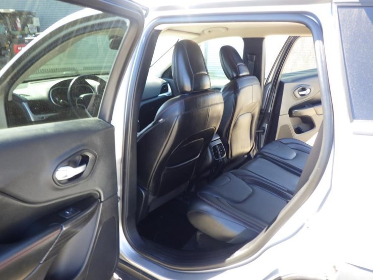 2014-jeep-cherokee-image-7