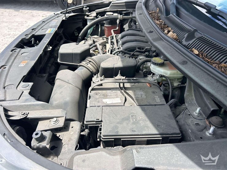 2016-ford-explorer-image-9