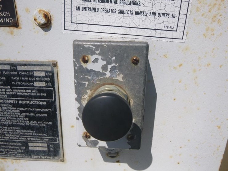 1990-international-4700-image-30