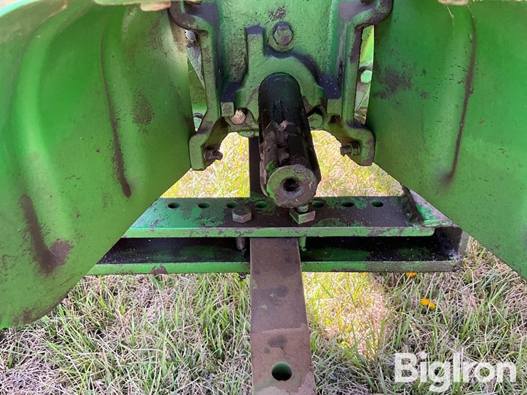 1947-john-deere-model-a-image-11