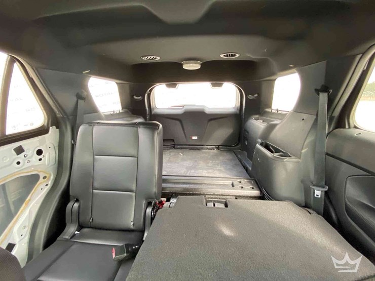 2018-ford-explorer-image-17
