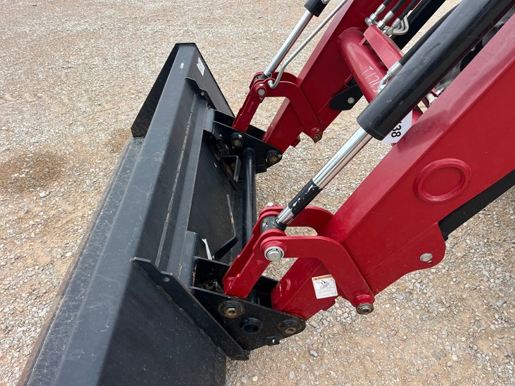 2016-case-ih-2016-image-3