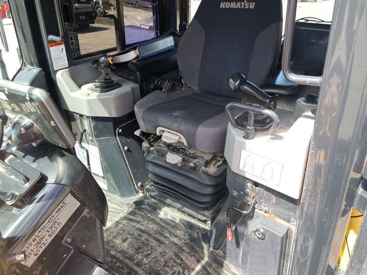 2020-komatsu-d51px-image-55