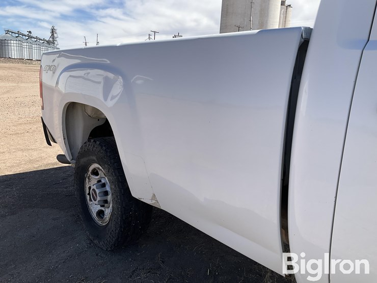 2007-gmc-sierra-2500-image-14