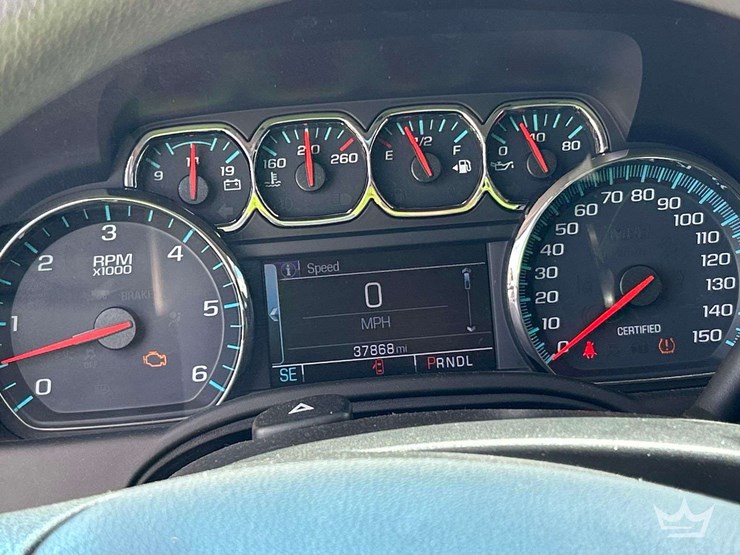 2018-chevrolet-tahoe-image-14
