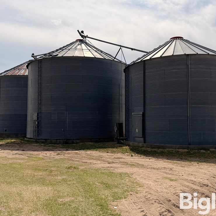 Stor-Mor Complete Grain Bin Set Up