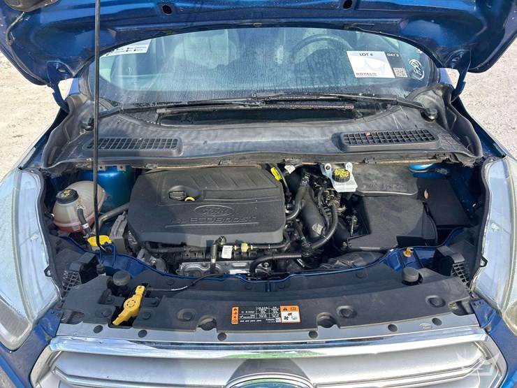 2017-ford-escape-image-9