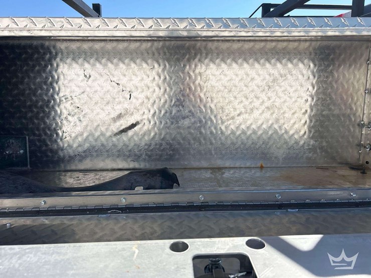 2022-ford-f250-image-30
