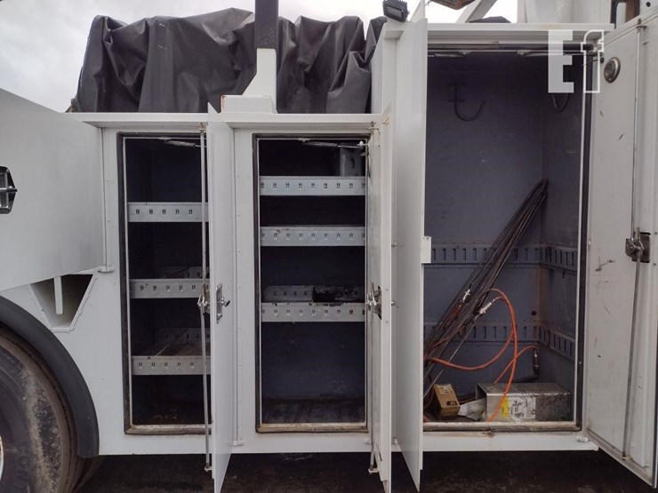 2018-hino-338-image-31