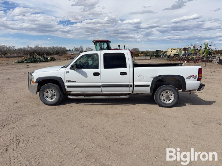 2002-chevrolet-silverado-2500-image-8