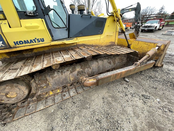 komatsu-d65px-12-image-32