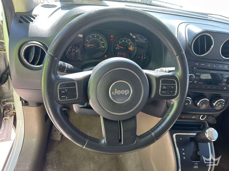 2014-jeep-patriot-image-13