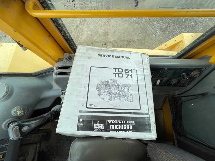 2001-volvo-l120d-image-48