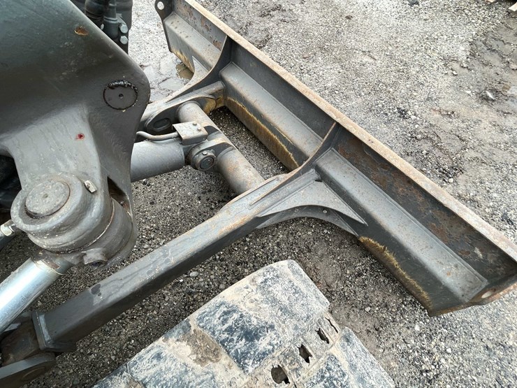 volvo-ecr88-image-12
