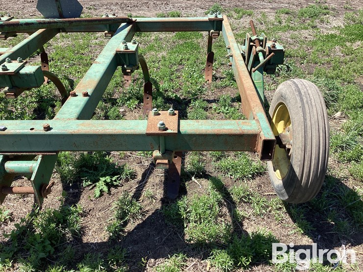 john-deere-1610-image-12