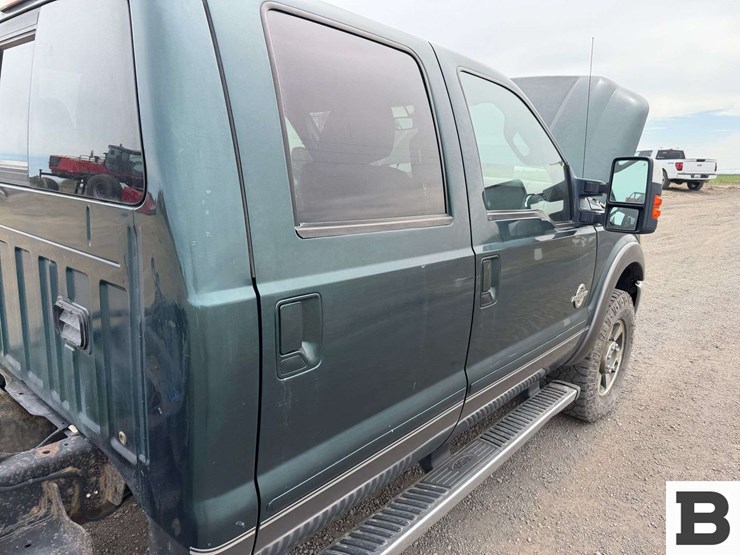 2011-ford-f350-image-28
