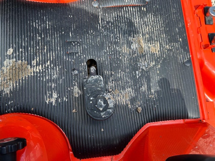 kubota-bx24-image-28