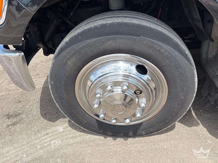2015-ford-f750-image-23