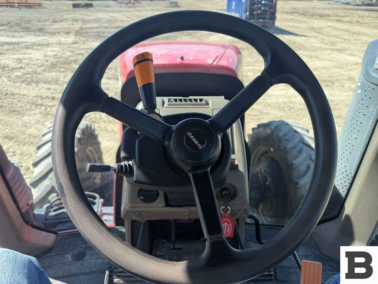 2015-case-ih-magnum-310-image-104
