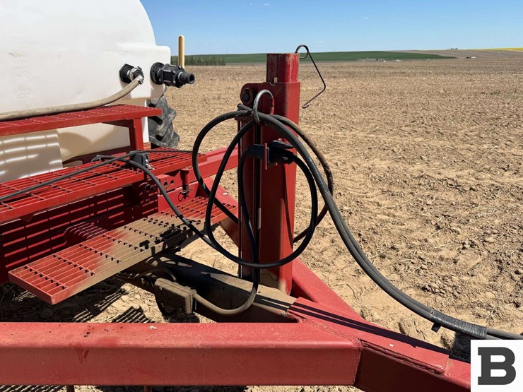 custom-92'-sprayer---ritzville,-wa-image-9