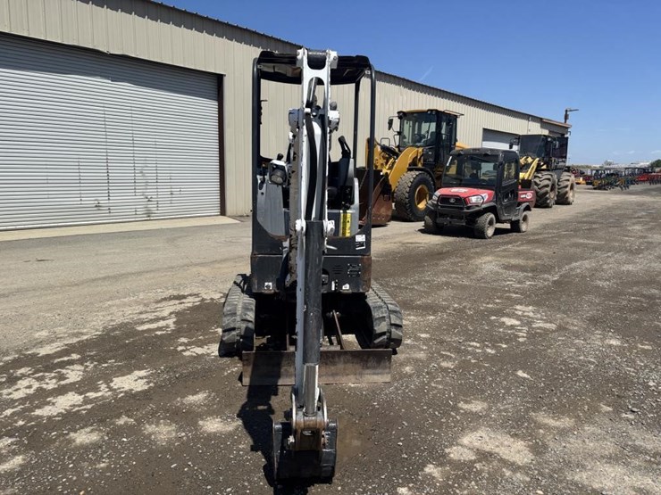 2020-bobcat-e20-image-6