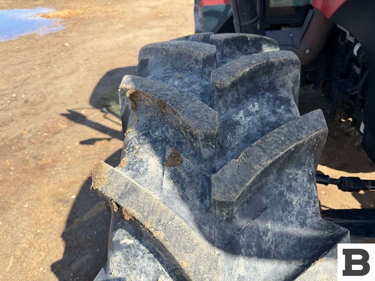 case-ih-farmall-105u-image-57