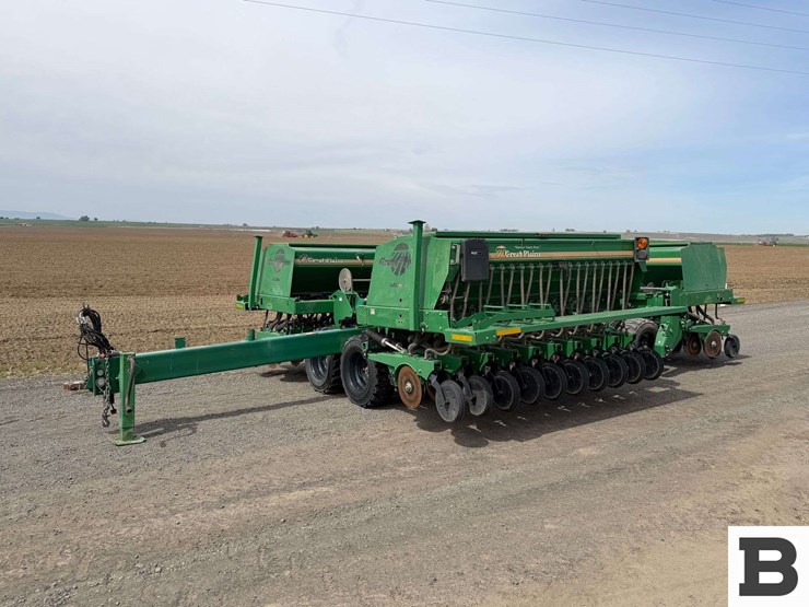 2012-great-plains-3s-3000hd-image-1