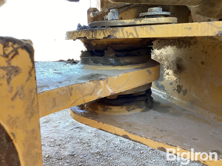 caterpillar-950gc-image-15