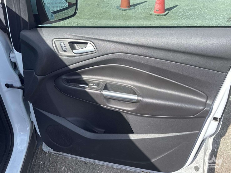2014-ford-escape-image-20